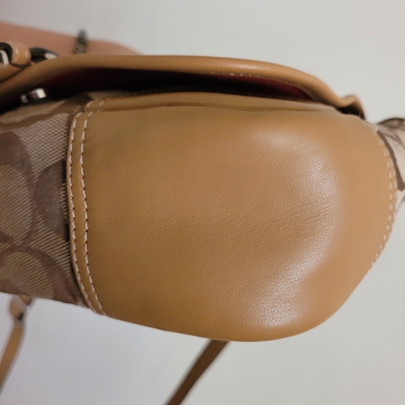 Coach Hadley Signature Field Bag (Style #F30601). - Picture 11 of 12